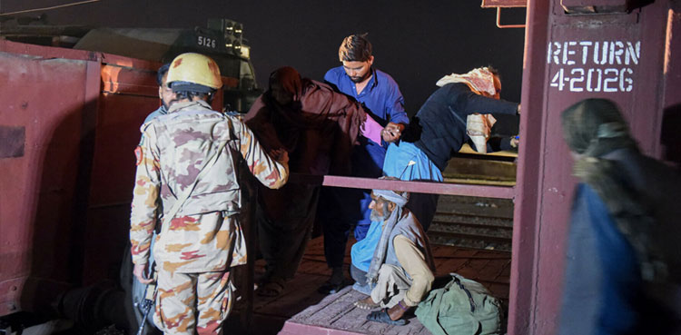Jaffar Express attack, Jaffar Express attacked, Balochistan, Peshawar to Quetta train