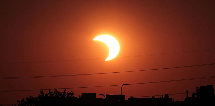 First Partial Solar Eclipse, Solar Eclipse of 2025, Astronomers, meteor