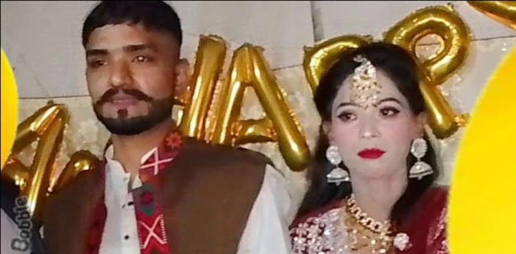 Karachi-wife on fire, man arrested,
