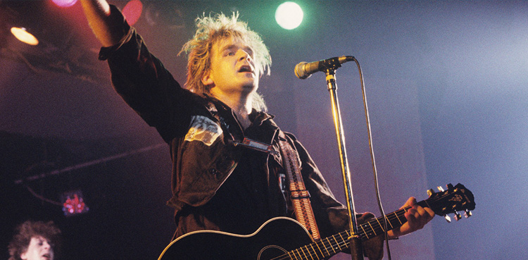 Mike Peters, The Alarm