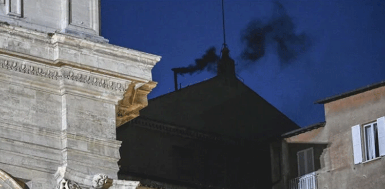 Pope-black smoke