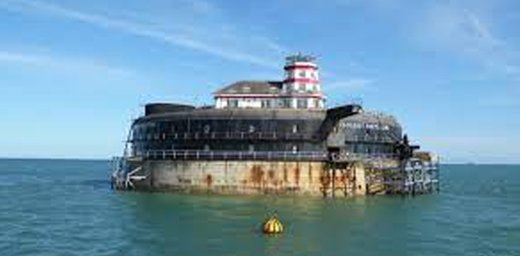 viral, viral video, floating hotel, abandoned hotel, Portsmouth tourism, unique travel destinations