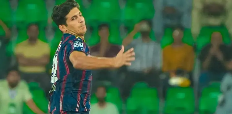 Karachi Kings, Mir Hamza, Lahore Qalandars, PSL 10