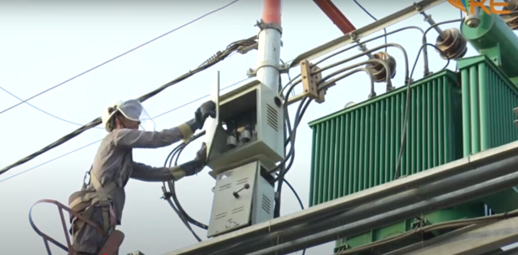 K-Electric, electricity theft, illegal PMT, kunda mafia, load-shedding, Karachi power supply, KE crackdown