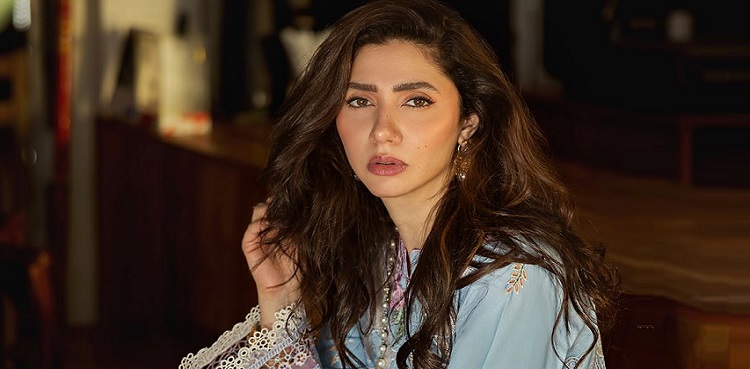 Love Guru: Mahira Khan wants government support for film industry