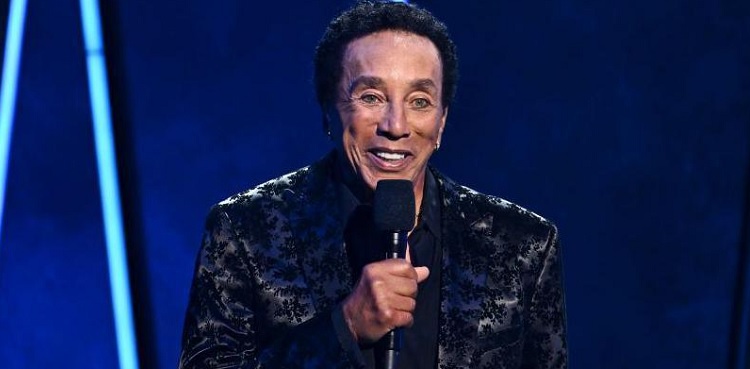 Smokey Robinson countersues housekeepers over rape allegations