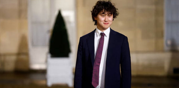 Meta poaches 28-year-old Scale AI CEO Alexandr Wang