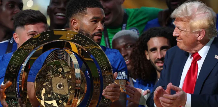 Psg-vs-Chelsea-final,-trophy,-Club-World-Cup-2025
