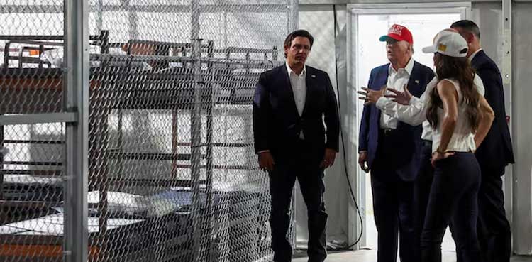 US migrant tent camps