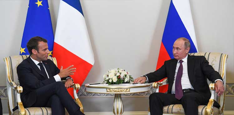 Macron Putin