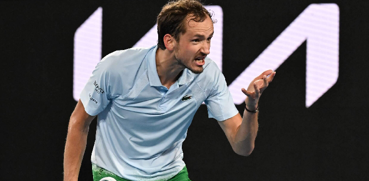 Medvedev loses cool in crunch US Open tie against Bonzi