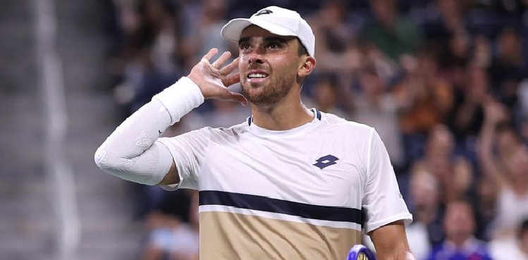 Benjamin Bonzi stuns Daniil Medvedev in US Open opening round