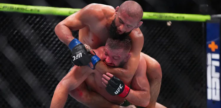 UFC 319 results: Khamzat Chimaev turns octagon into ‘wrestling clinic’ against Du Plessis