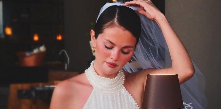 Selena Gomez confirms Cabo bachelorette with stunning picstures, video