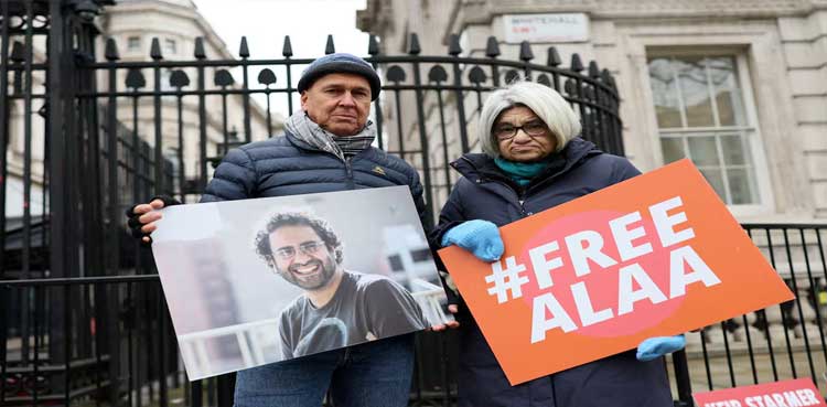 Egypt’s Sisi orders authorities to study pardon for activist Alaa Abd el-Fattah