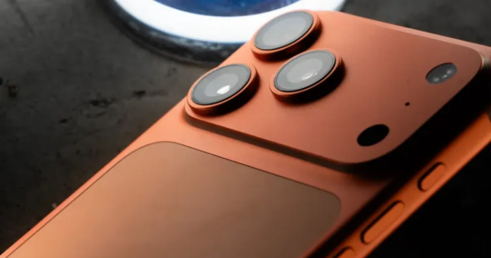 Adobe’s Project Indigo faces iPhone 17 selfie sensor challenges, awaits iOS 26.1 fix