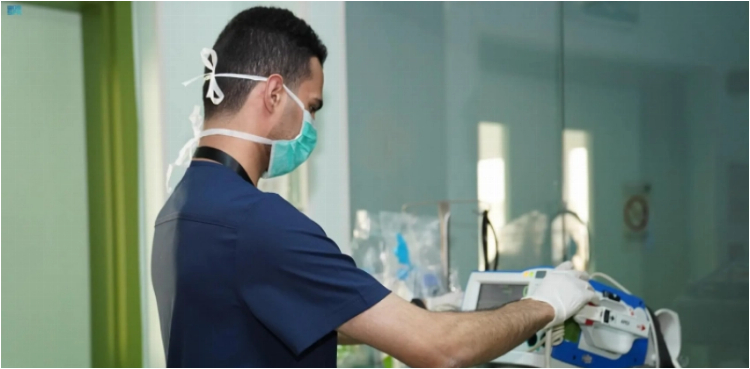 Saudi Arabia enforces higher Saudization rates in medical fields