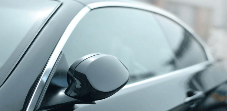 Customs foils attempt to clear bulletproof automotive glass using forged documents