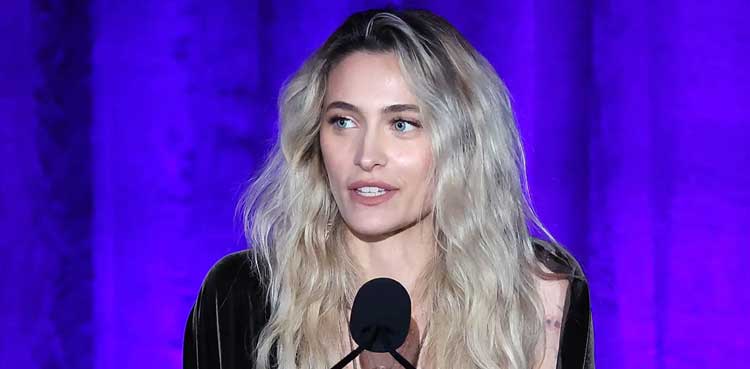Paris Jackson calls her Instagram “chaos”