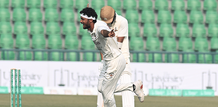 QEAT Final: Karachi on top against Sialkot