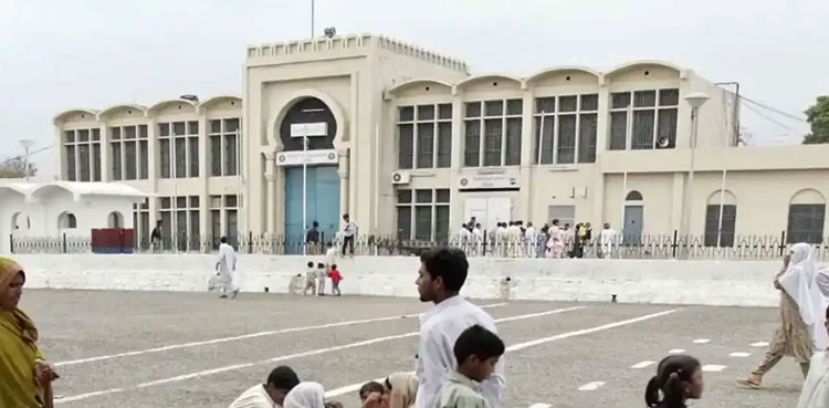 PTI Founding Chairman Meets Wife Bushra Bibi in Adiala Jail : Prison Sources