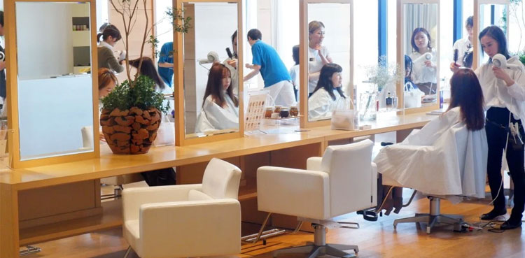 Spanish police arrest Chinese hair salon owner for financing Hamas in cryptocurrency