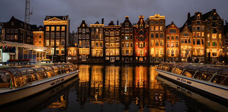 Netherlands: No change on dual nationality but 10-year residence plan dropped