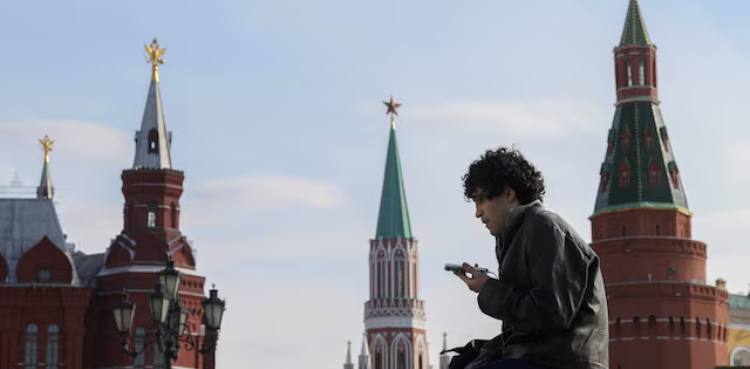 ‘Great crackdown’: Russia tightens the screws on the internet